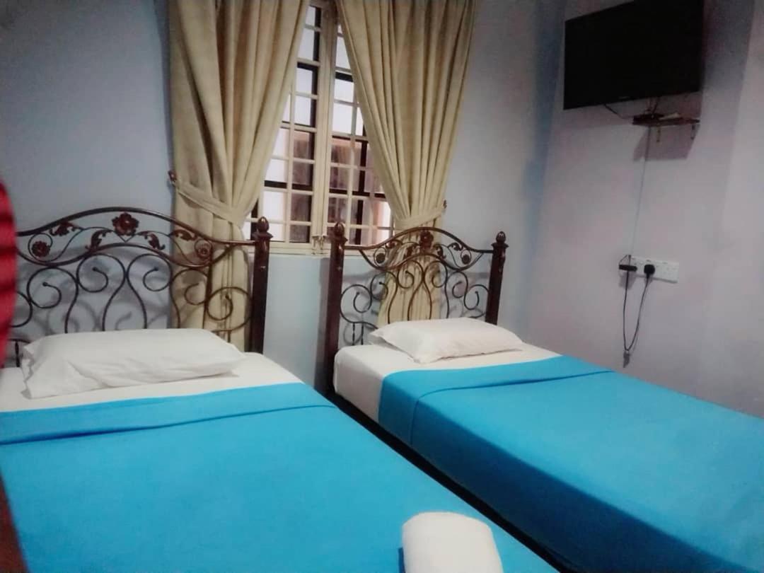 Kanza Beach Inn Marang Kültér fotó